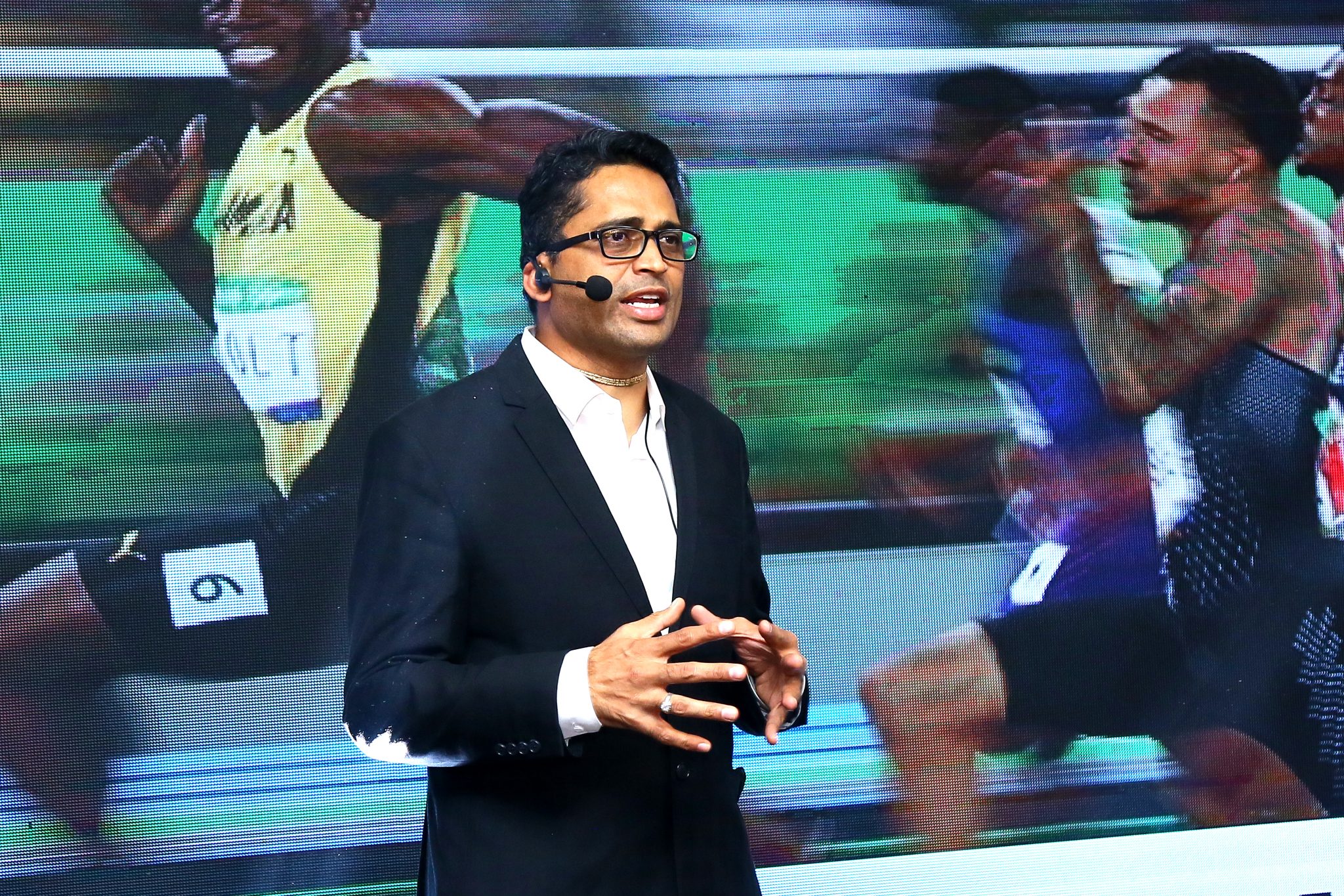 Motivational Speakers in Dubai UAE | Futurist Keynote Speakers